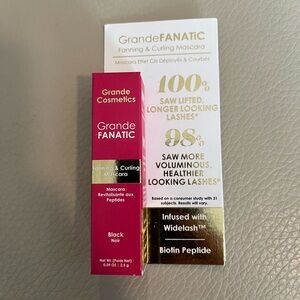 Grandefanatic fanning and curling mascara